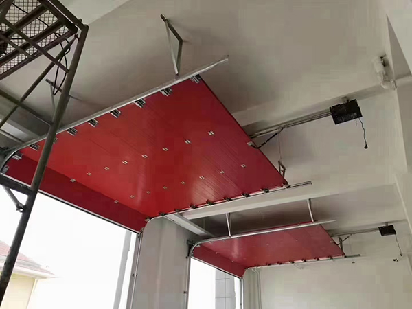 富蕴工业翻板门