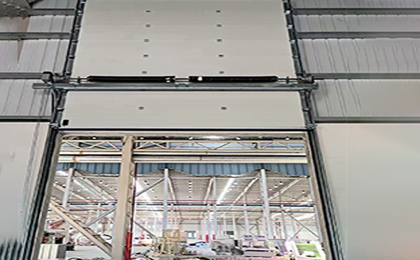 富蕴工业提升门