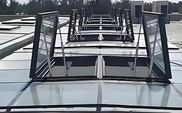 富蕴兰州富蕴排烟窗选型安装与维护实用指南