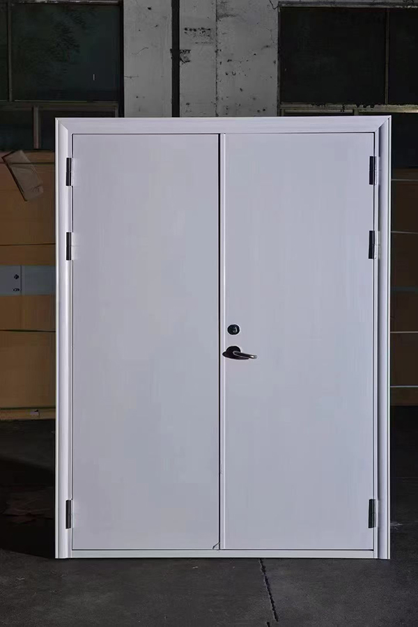 酒店项目完成公共区域富蕴防火门布设